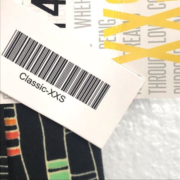 Lularoe Classic T Shirt Size XXS - Picture 3 of 4